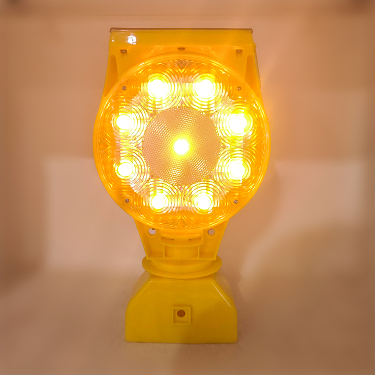 Why Do Construction Sites Use Solar Warning Lights with SOS Flashing Mode?